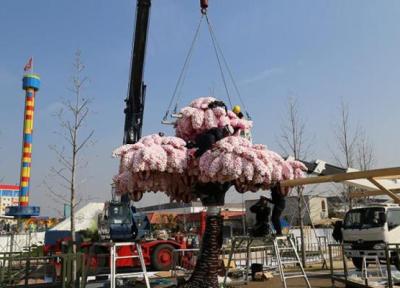 ساخت شکوفه های مصنوعی با استفاده از لگو در ژاپن